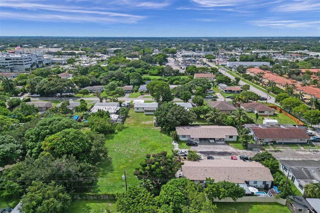 Hollywood, FL 33021,5808 W Park Rd