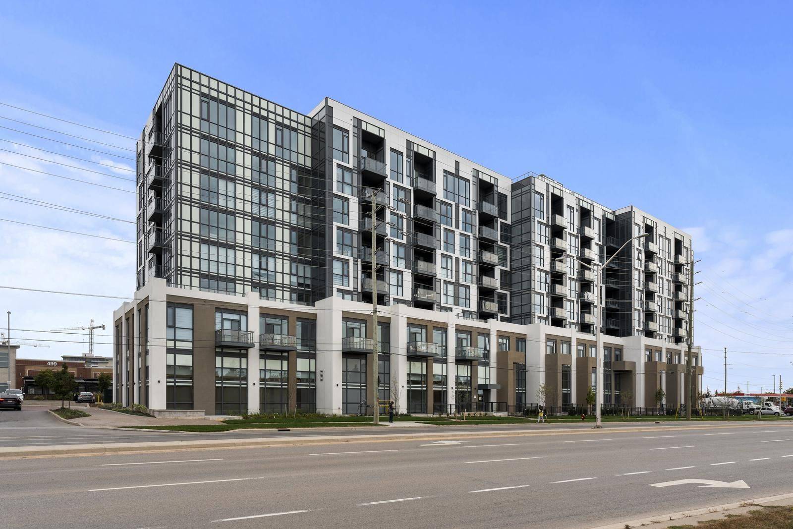 Oakville, ON L6M 4M2,509 Dundas ST W #814