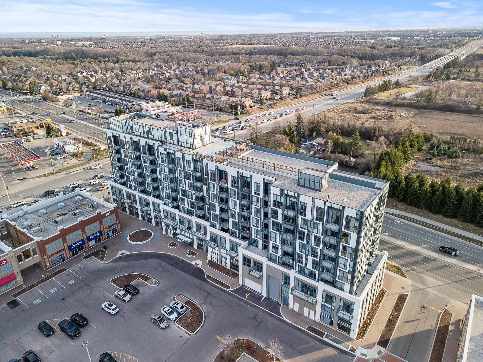 Oakville, ON L6M 4M2,509 Dundas ST W #814