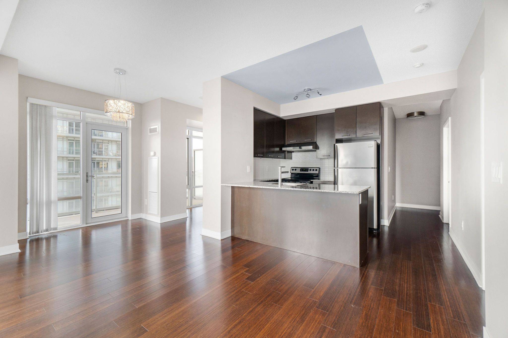 Mississauga, ON L5B 0G6,365 Prince Of Wales DR #1108
