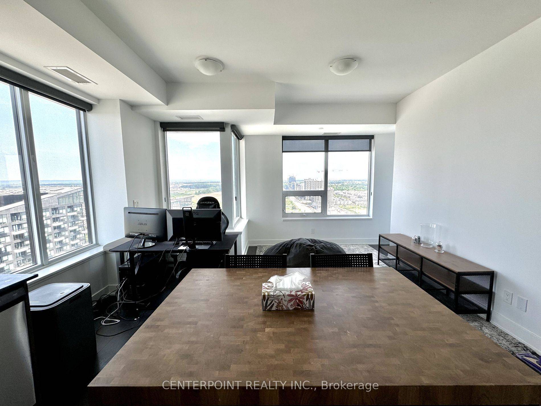 Oakville, ON L6H 3R6,297 Oak Walk DR #2104
