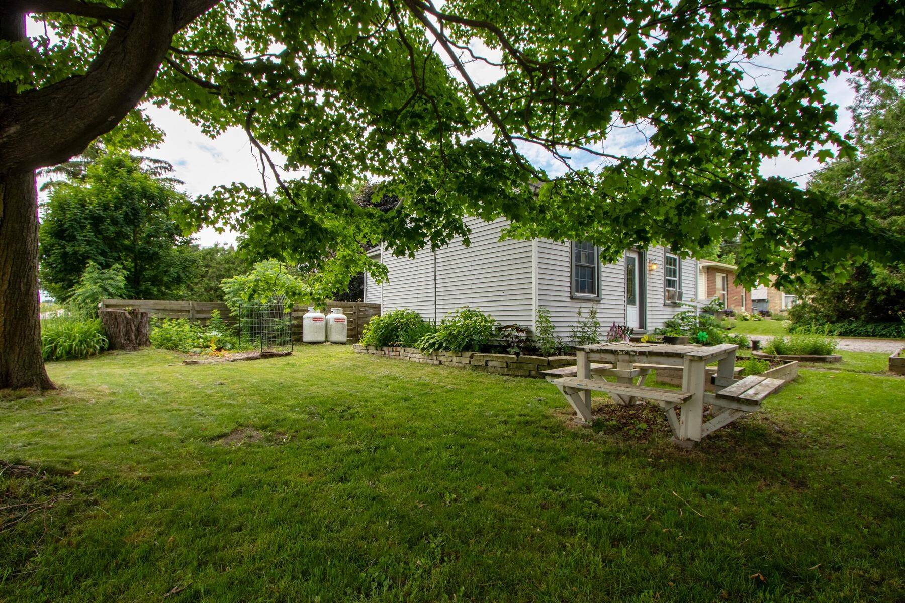 West Perth, ON N0K 1H0,3192 Perth 163 RD