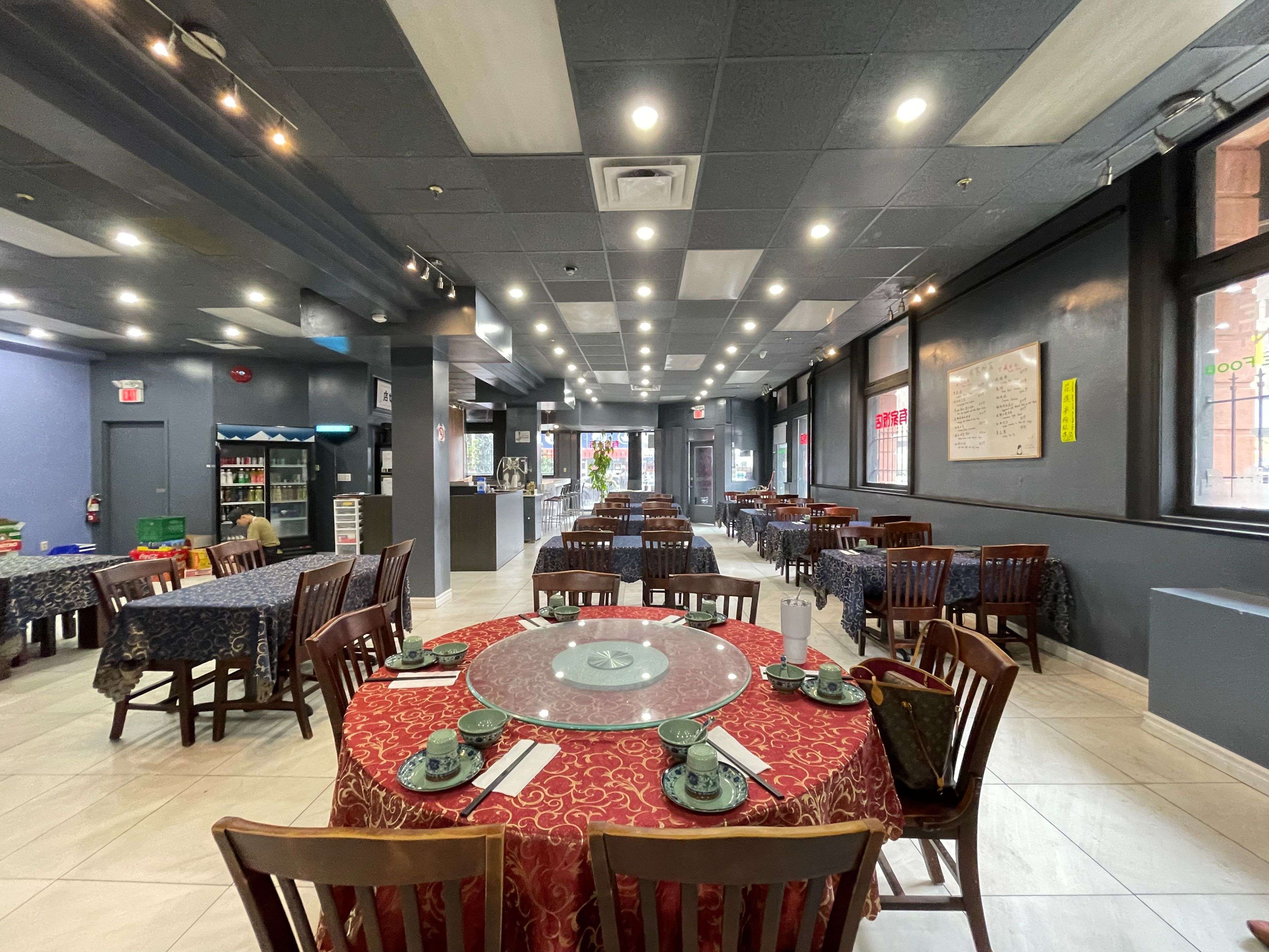 London East, ON N6A 3C3,368 Richmond ST #366
