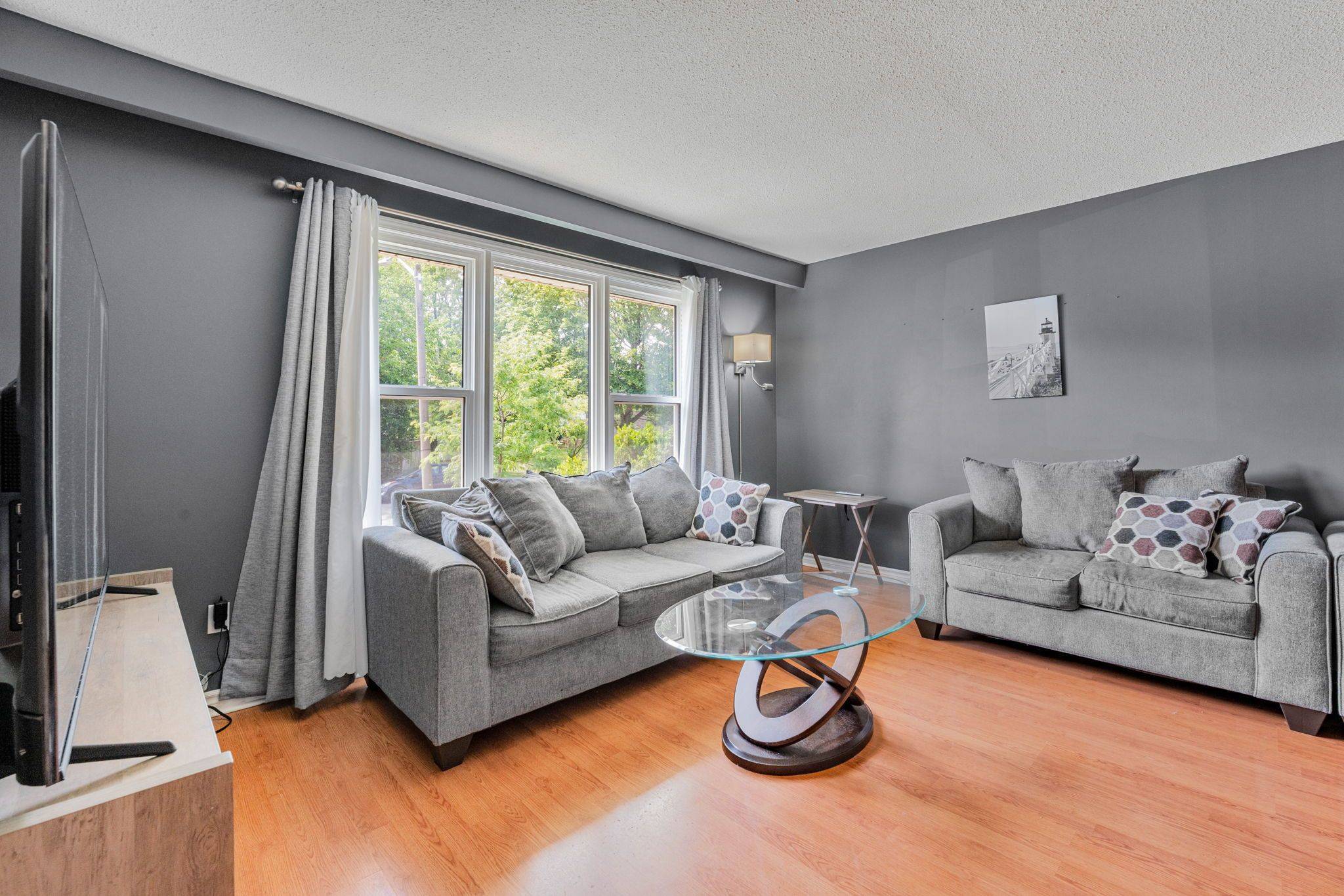 St. Catharines, ON L2N 6P1,43 GREYSTONE CRES