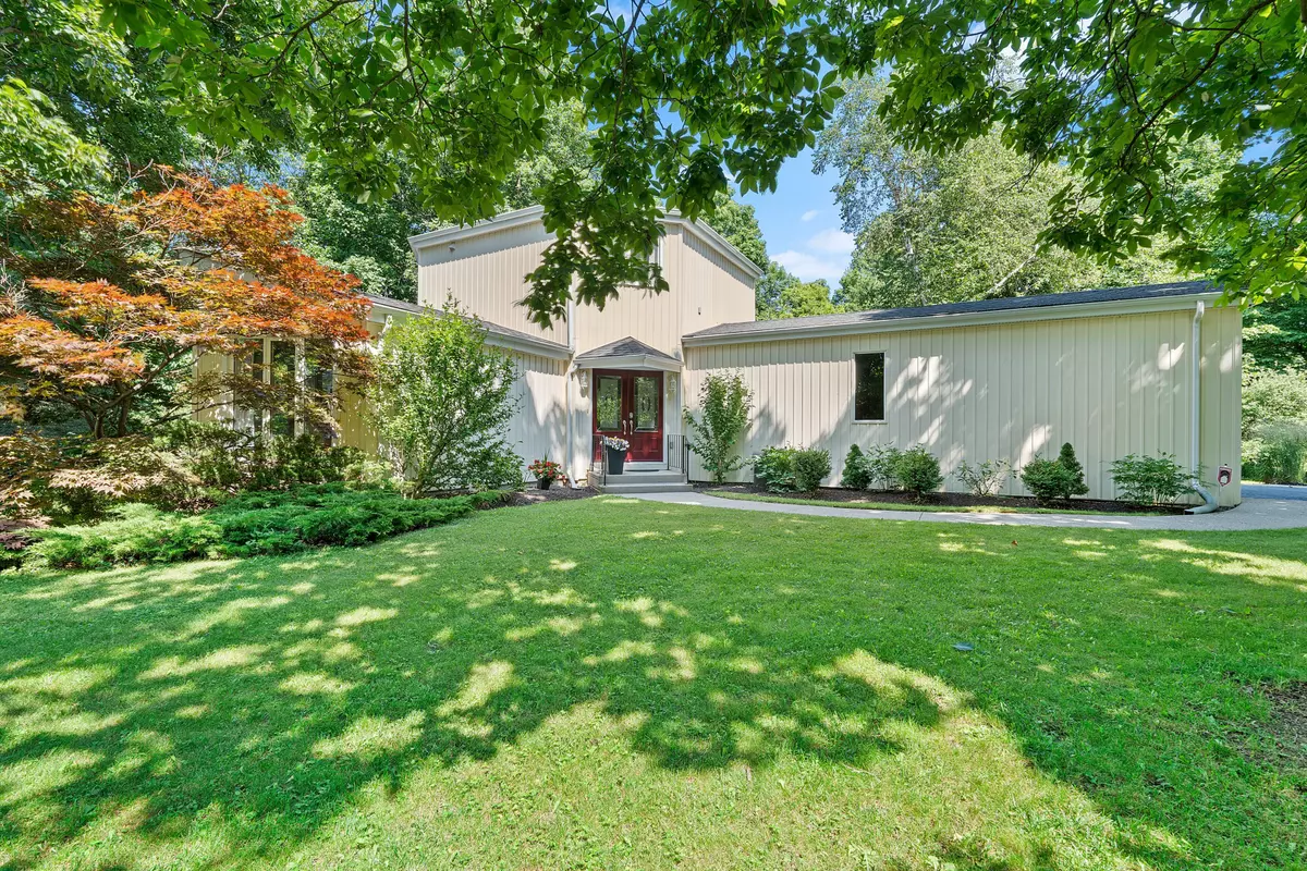 Kingston, ON K7L 4V1,5 Wilmot ST