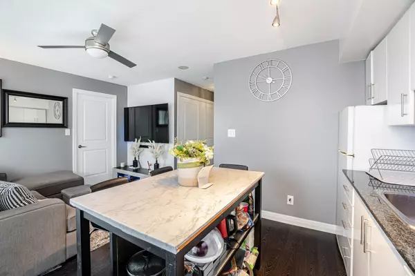 Toronto C15, ON M2J 0A8,2035 Sheppard AVE E #335