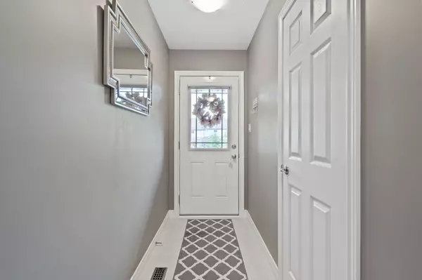 London South, ON N6K 0G5,1220 Riverbend RD #21