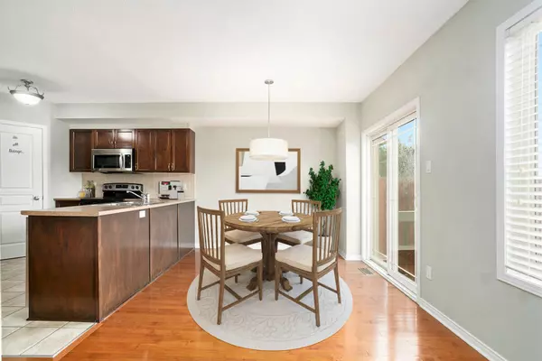 Kanata, ON K2M 0E5,526 Pepperville CRES N