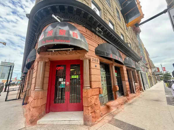 368 Richmond ST #366, London East, ON N6A 3C3