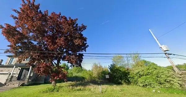 119 Highland RD W, Hamilton, ON L8J 2T2