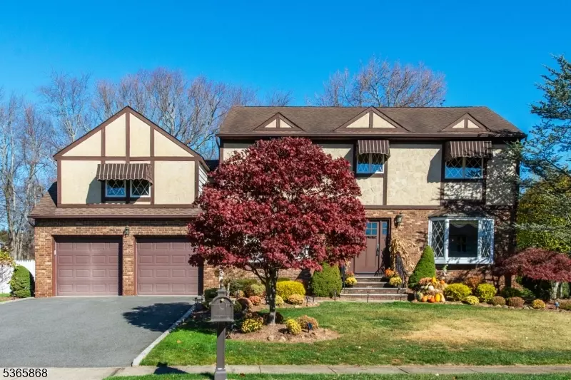 7 Winfield Ct, Fairfield Twp., NJ 07004
