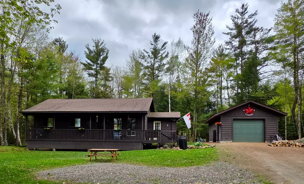 1035 Conway CRES, Bracebridge, ON P1L 1X1