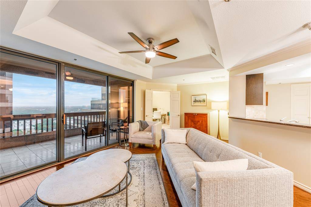 Dallas, TX 75225,5909 Luther Lane #1700