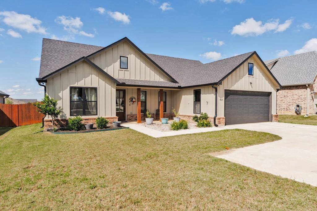 Springtown, TX 76082,825 Holbrook Road