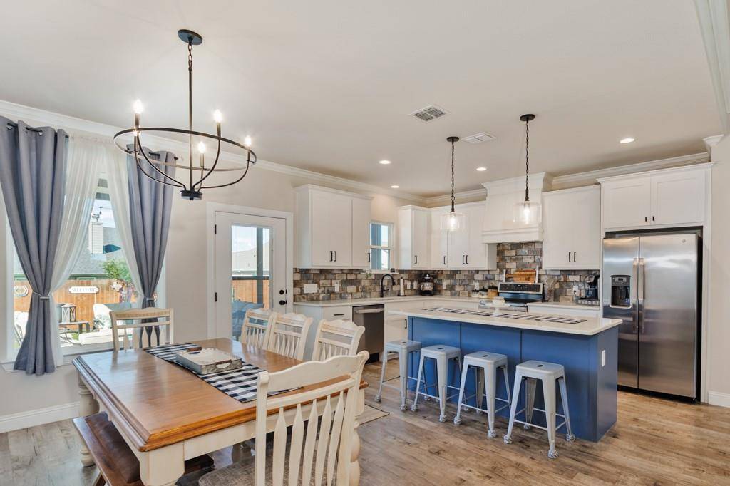 Springtown, TX 76082,825 Holbrook Road