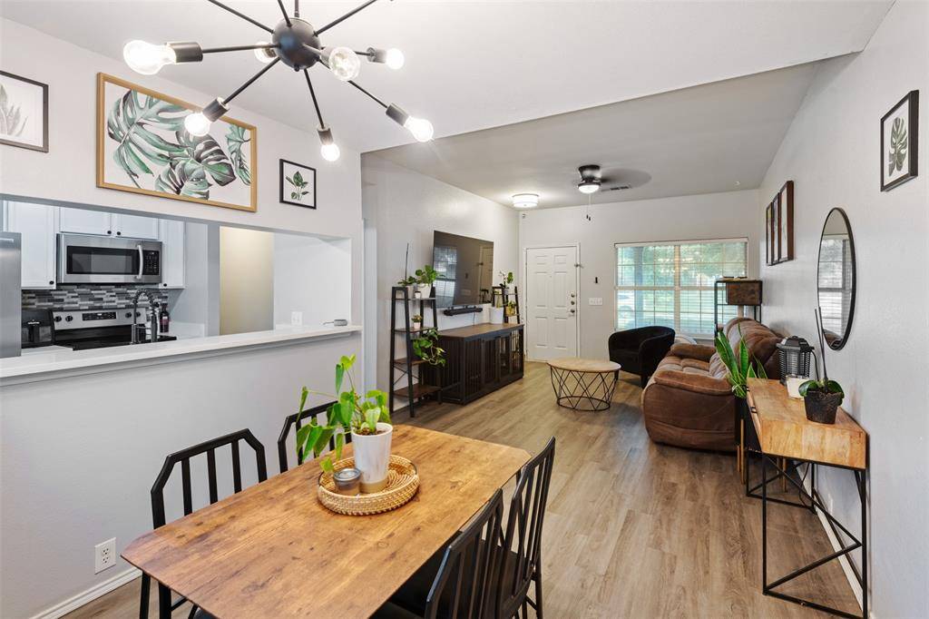 8805 Tumbleweed Drive, Cross Roads, TX 76227