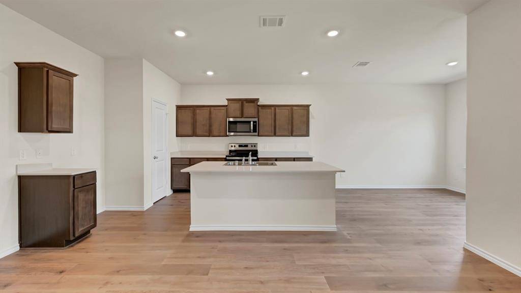Crandall, TX 75114,2302 Rosebriar Street