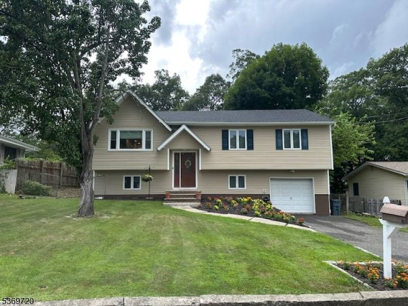 16 Ronald Ave, Rockaway Twp., NJ 07866