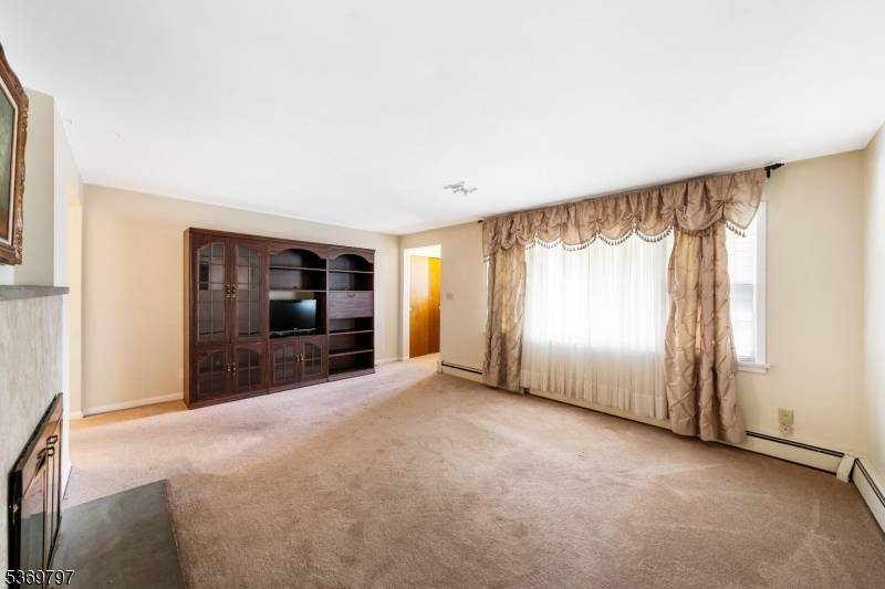 Linden City, NJ 07036,108 Garfield St