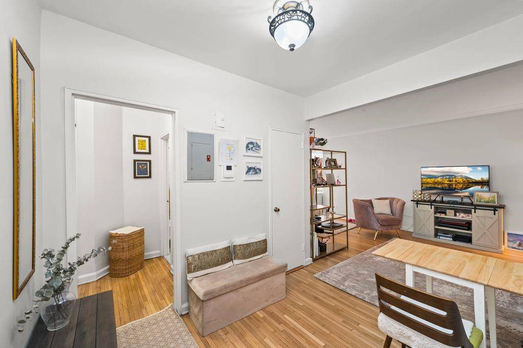 9425 Shore RD #2J, Brooklyn, NY 11209