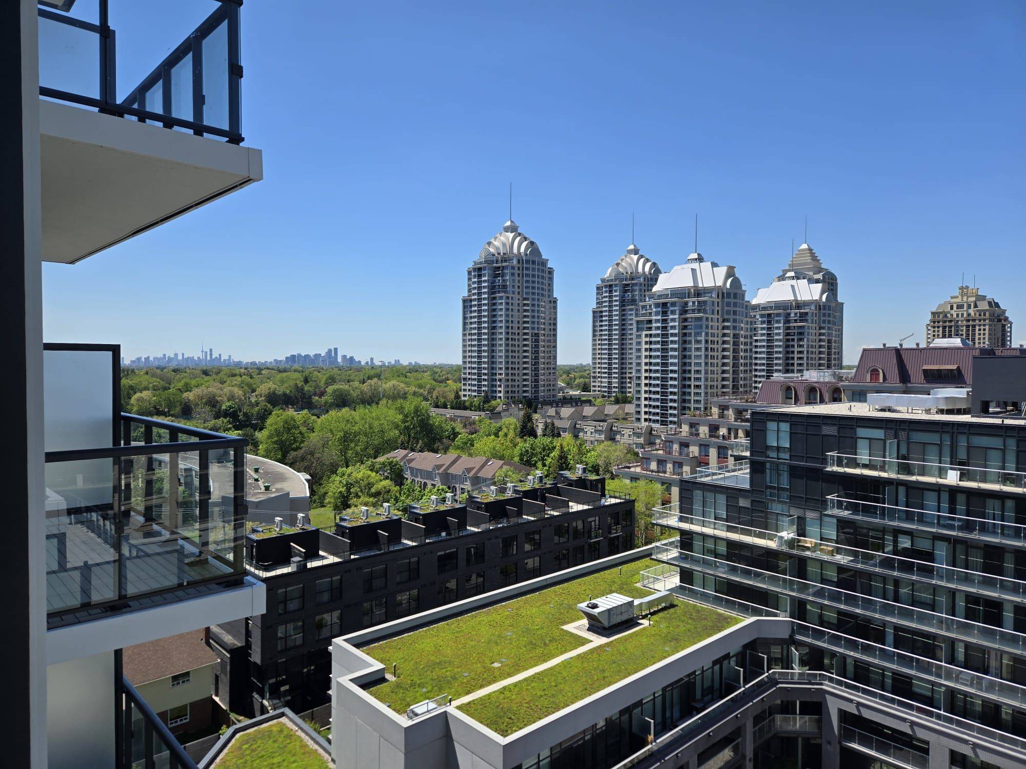 6 Greenbriar Rd RD E #1002, Toronto C15, ON M2K 0H6