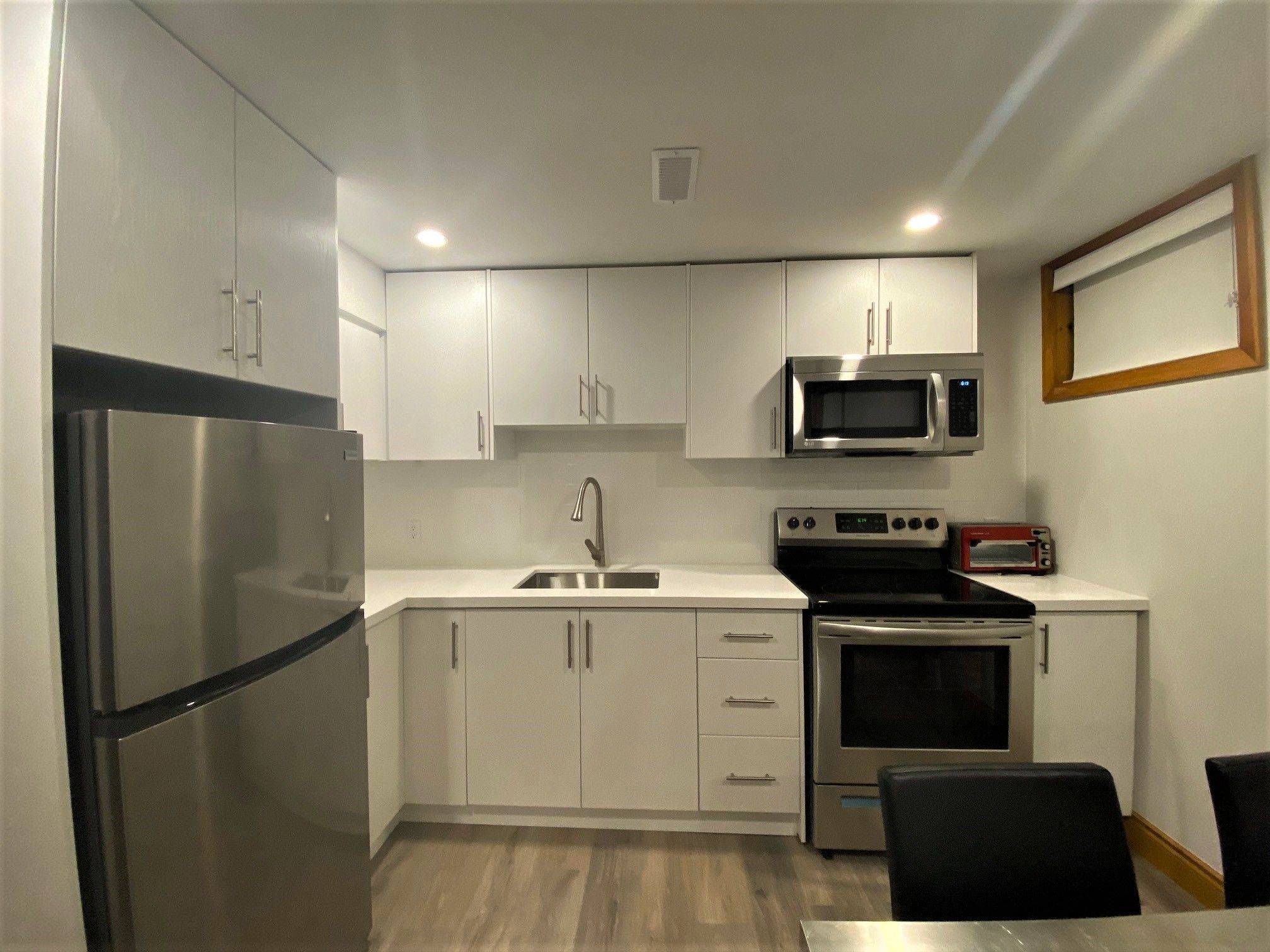 Richmond Hill, ON L4C 6X9,2 Westwood LN #Bsmt