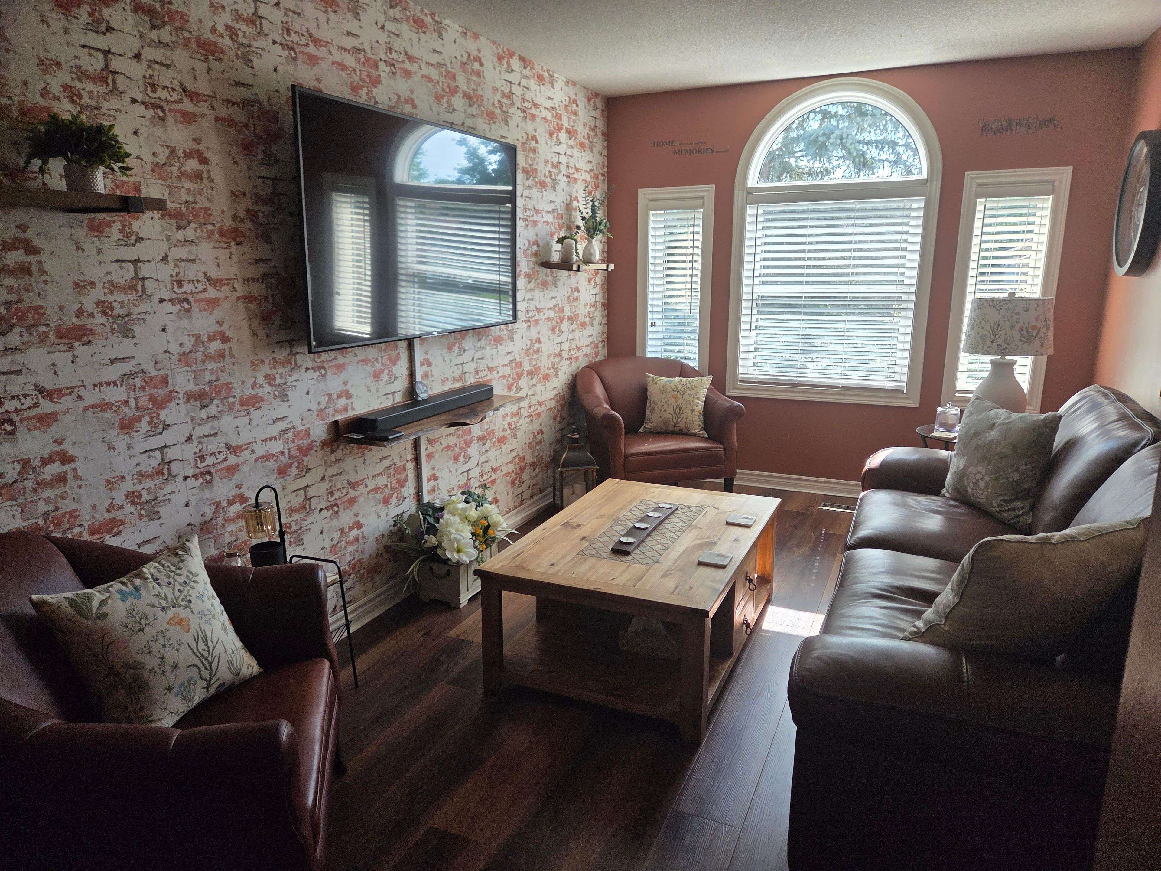 Wasaga Beach, ON L9Z 1E8,97 Glen Eton RD
