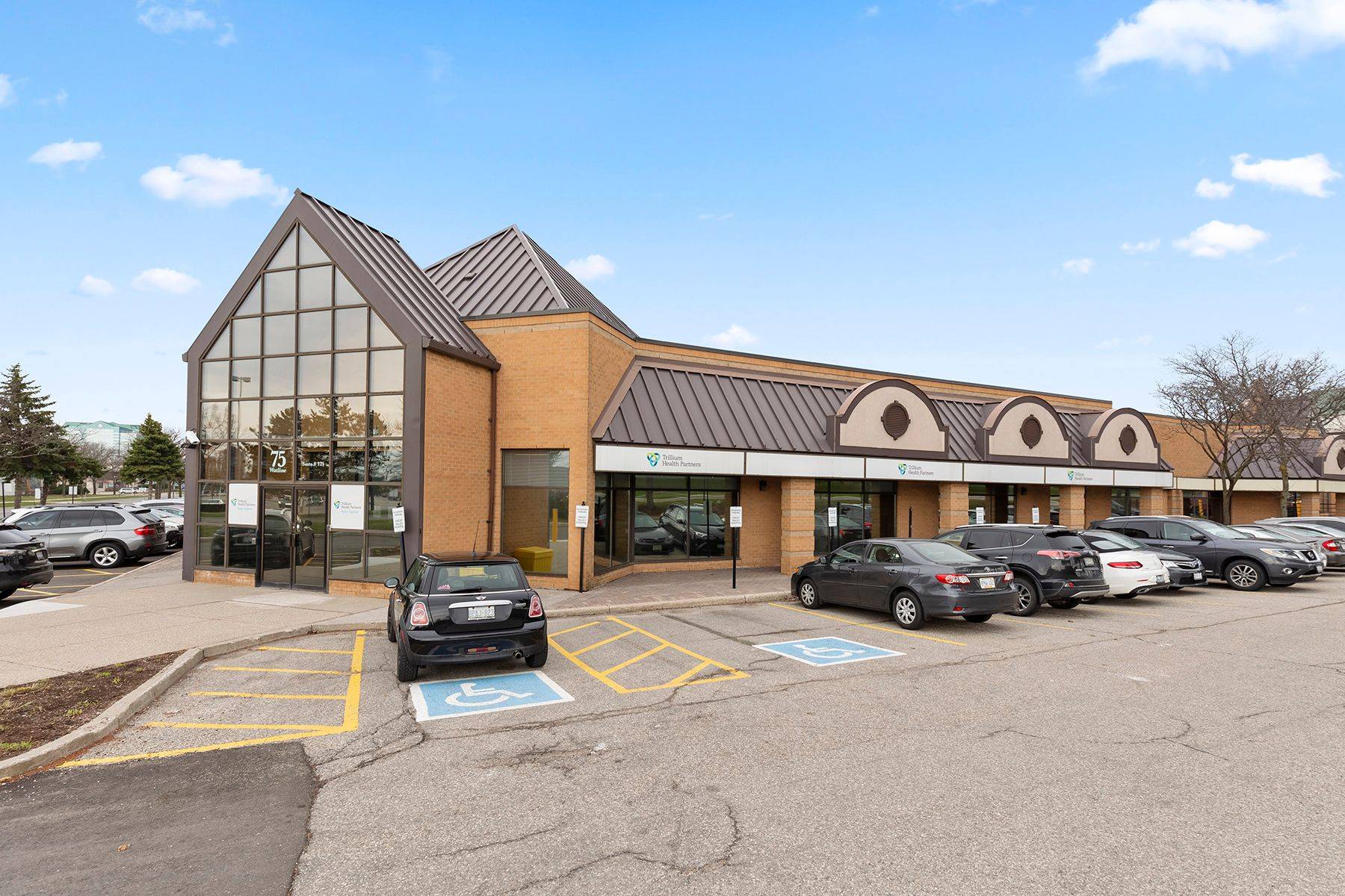 Mississauga, ON L4Z 2Z1,75 Watline AVE #101