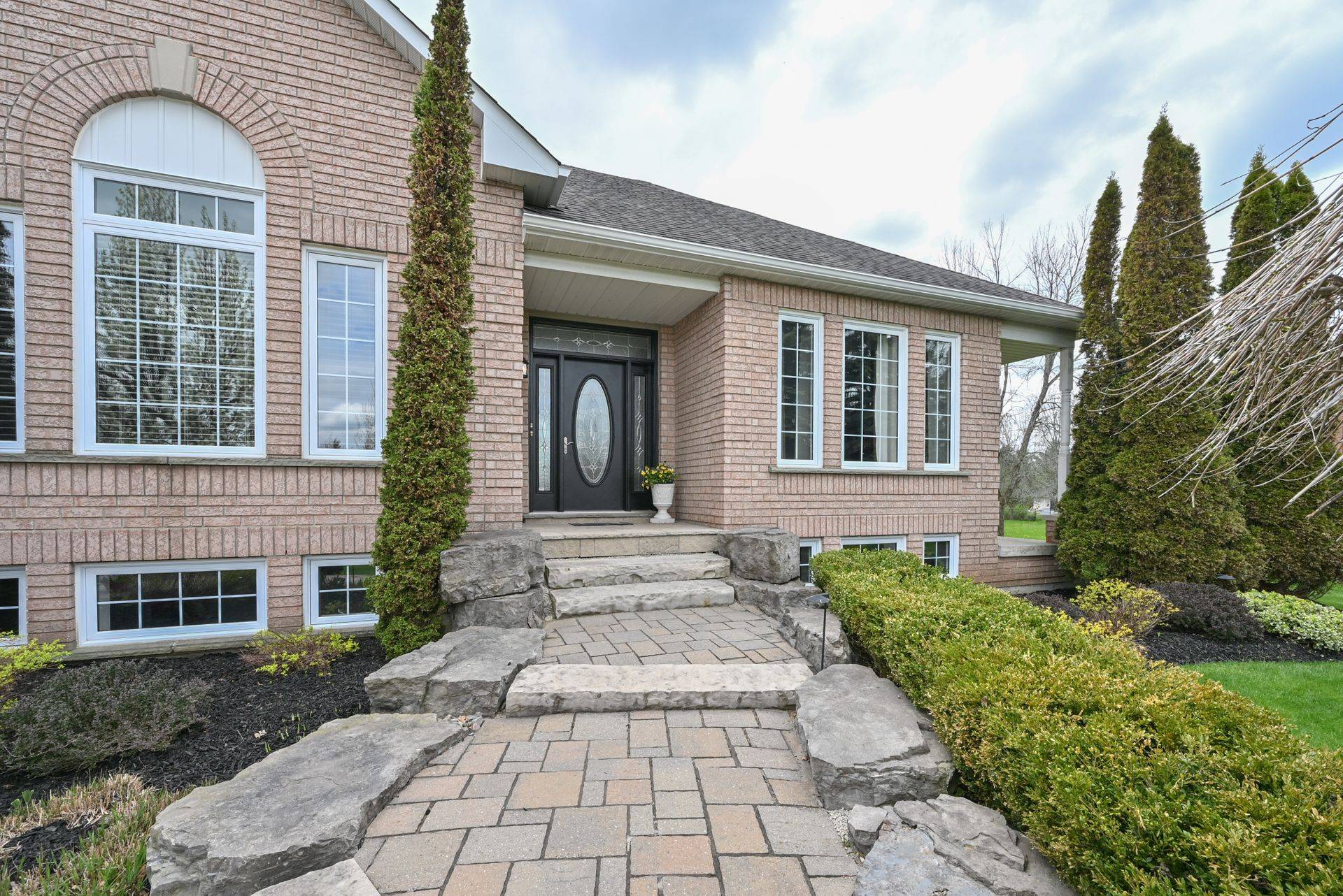 Caledon, ON L7K 0B6,23 Giles RD
