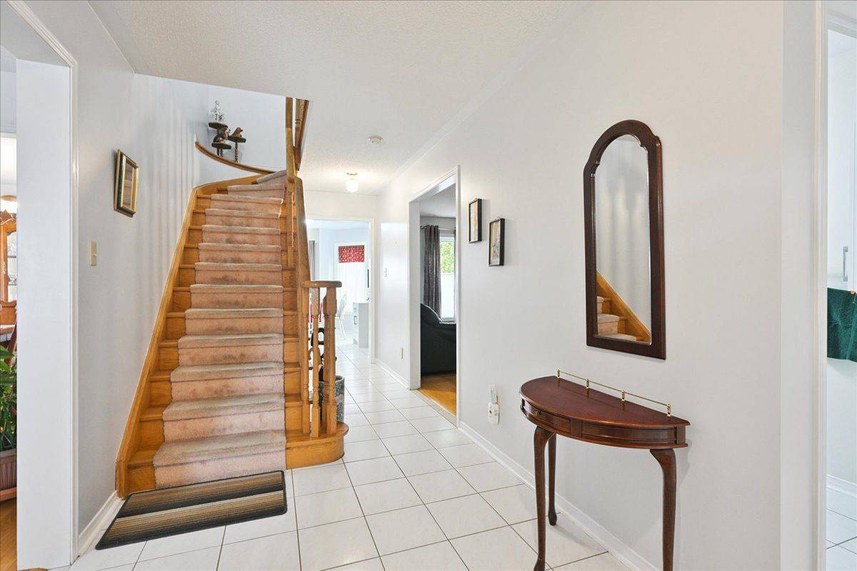 Mississauga, ON L5L 5W6,3025 Orleans RD