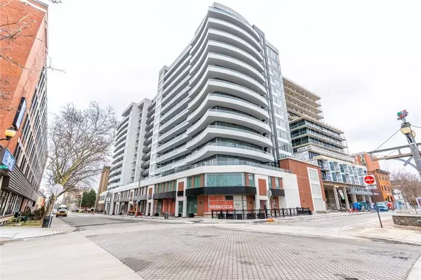 212 King William ST #1107, Hamilton, ON L8R 0A7