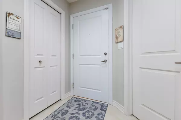 Orleans - Cumberland And Area, ON K4A 0Y1,70 Prestige CIR #7