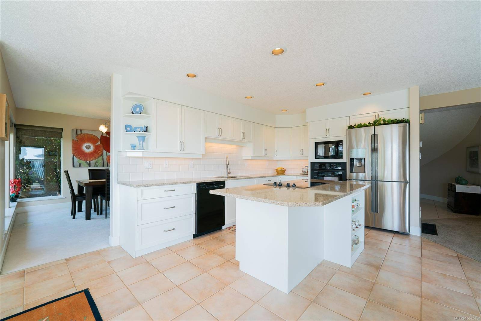 Nanaimo, BC V9T 5A1,3689 Glen Oaks Dr