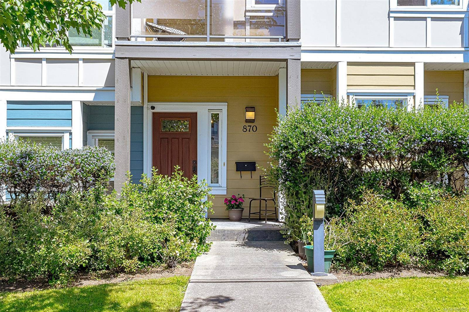 Langford, BC V9B 3C6,870 Brock Ave