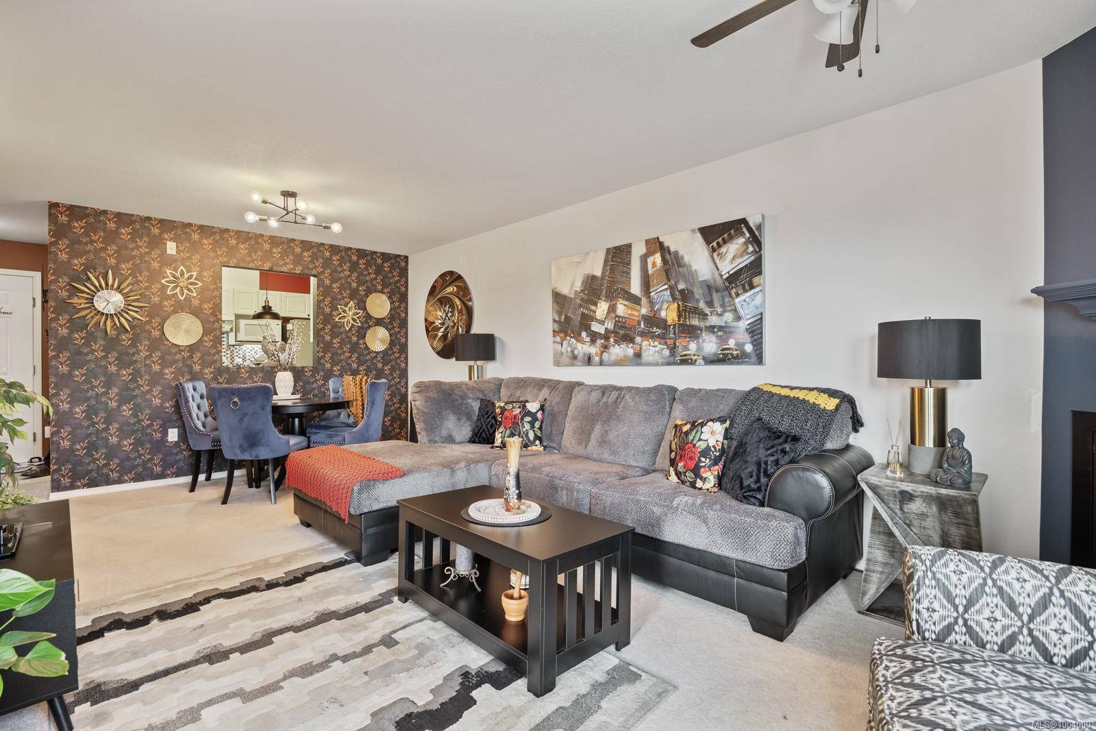 Campbell River, BC V9W 6Y7,280 Dogwood St S #402