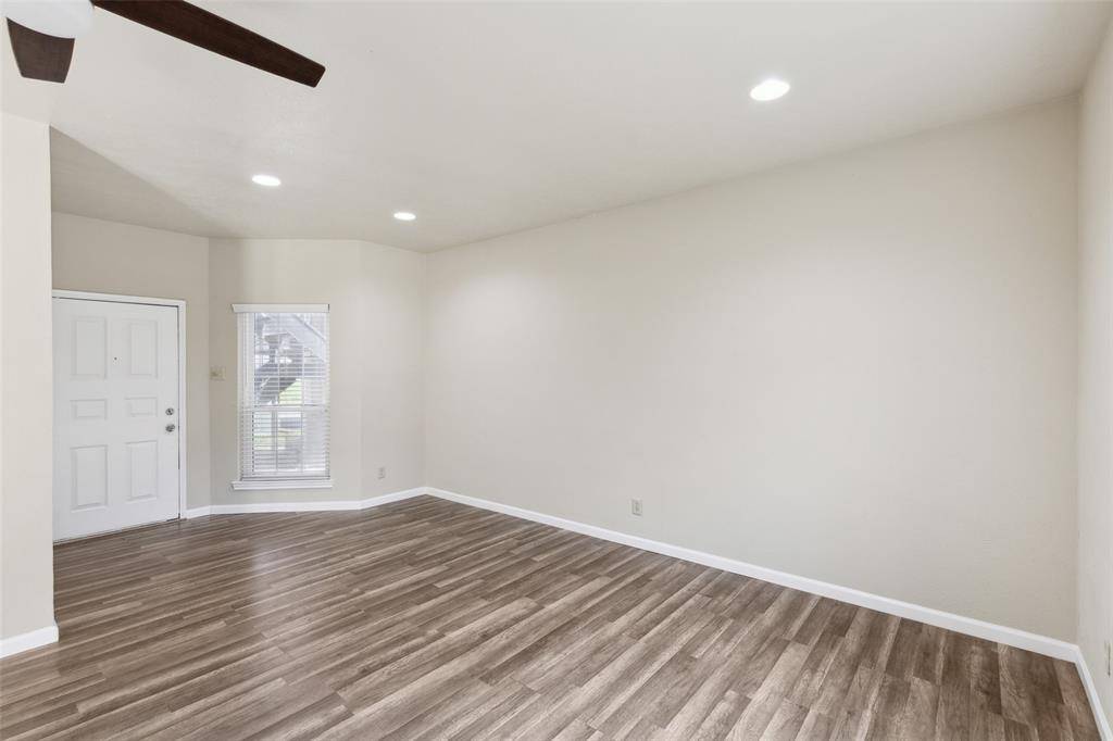 Garland, TX 75043,4422 Point Boulevard #112