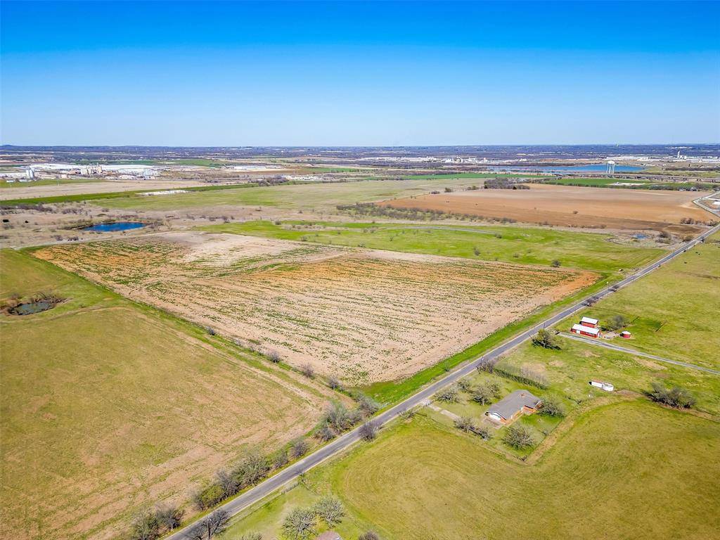 Cleburne, TX 76033,2048 County Road 1125