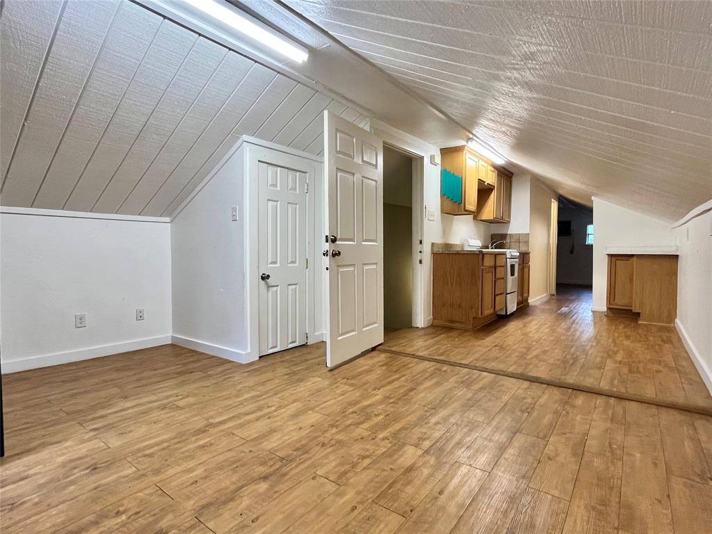 1002 Gregg Street #B, Denton, TX 76201