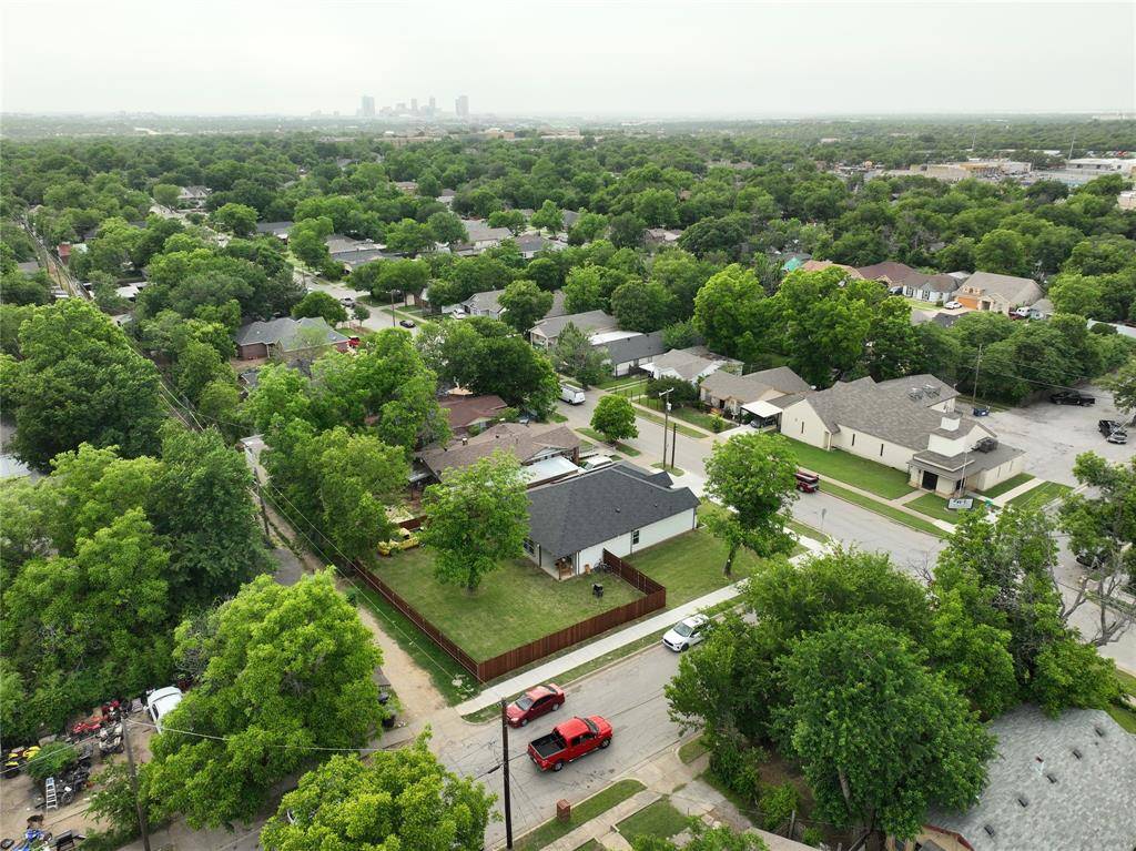 Fort Worth, TX 76105,3732 Avenue J