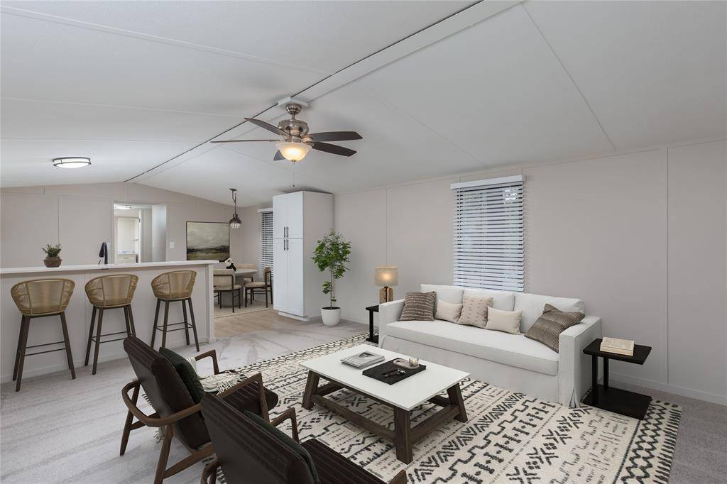 Azle, TX 76020,6017 Hidden Circle