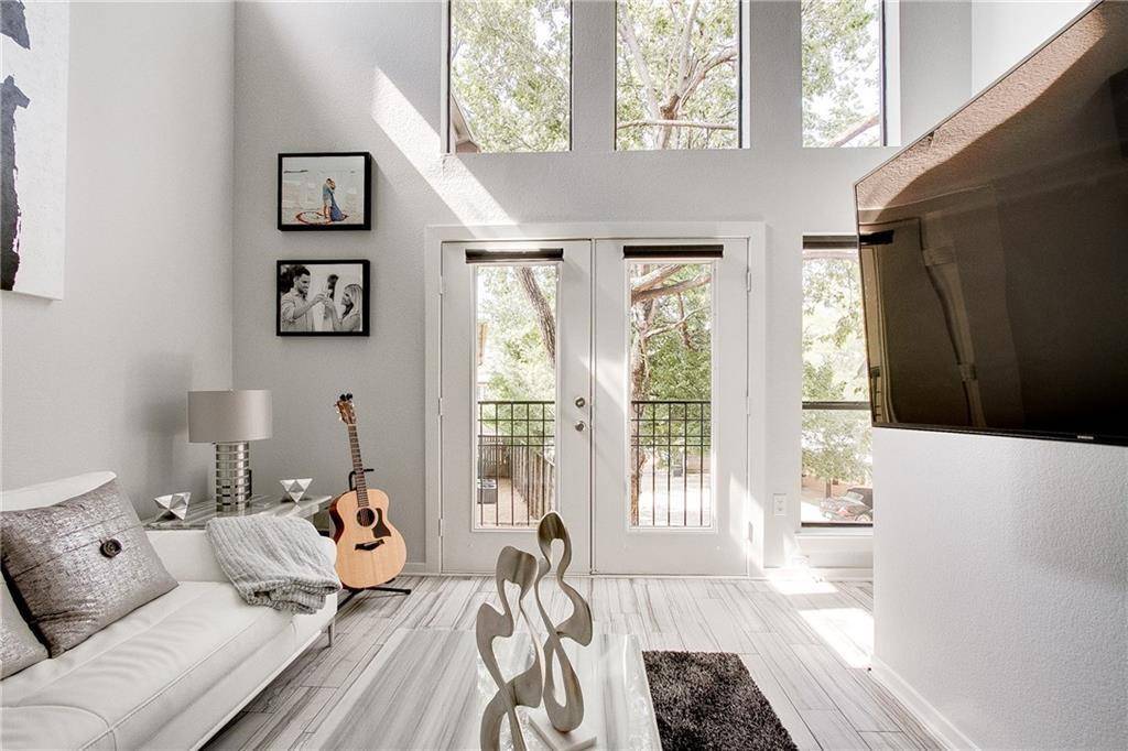 5111 Manett Street #203, Dallas, TX 75206