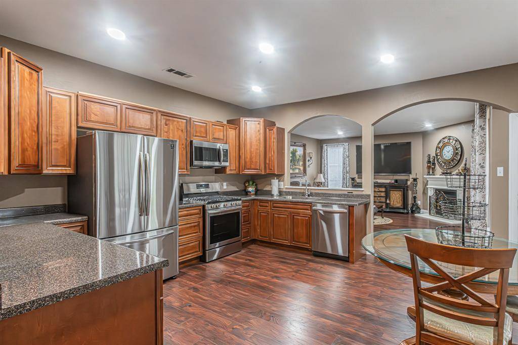 Haltom City, TX 76137,5828 Echo Bluff Drive