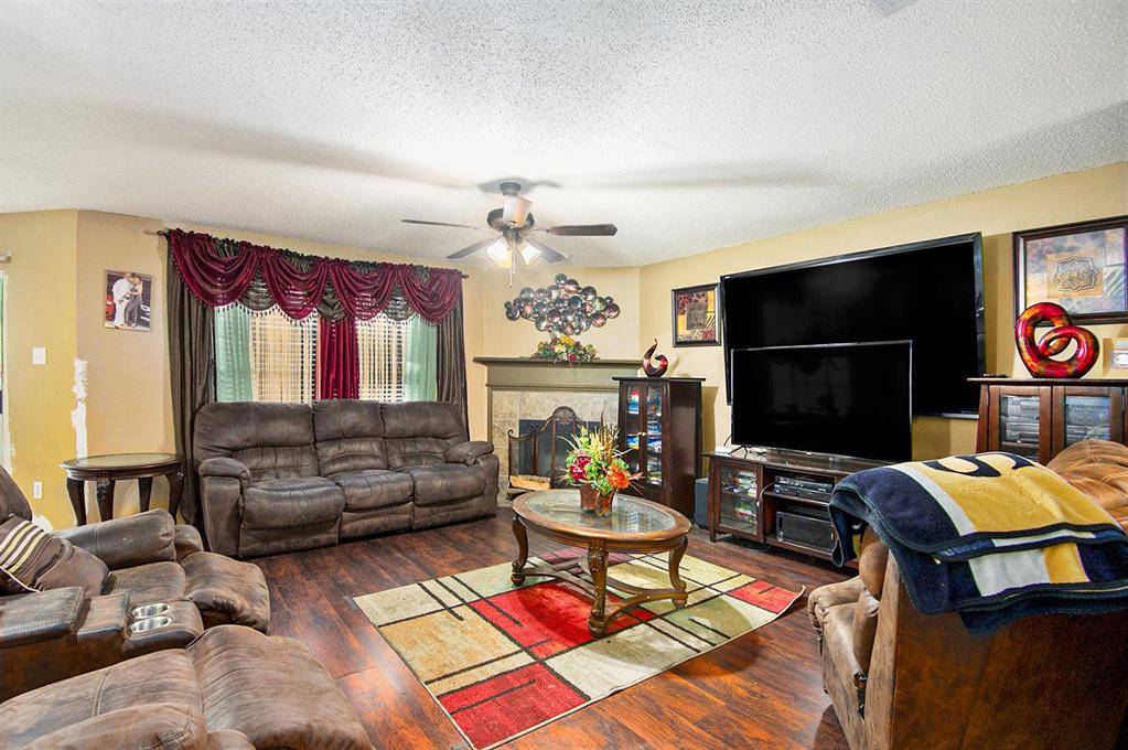 Venus, TX 76084,127 Independence Avenue