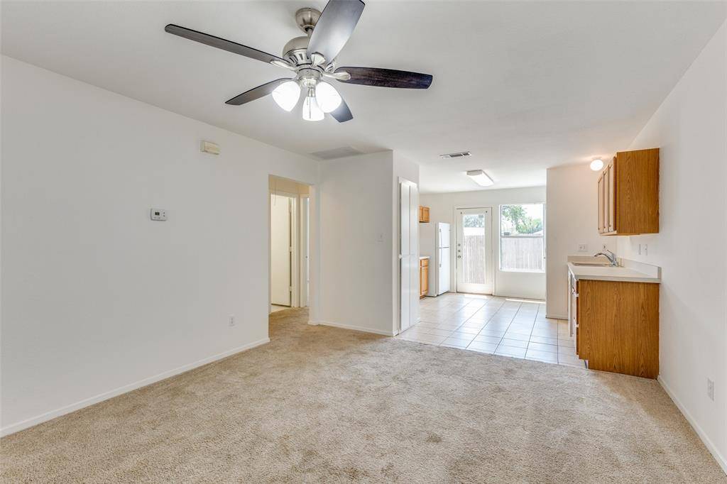 Saginaw, TX 76179,125 Cambridge Drive #3