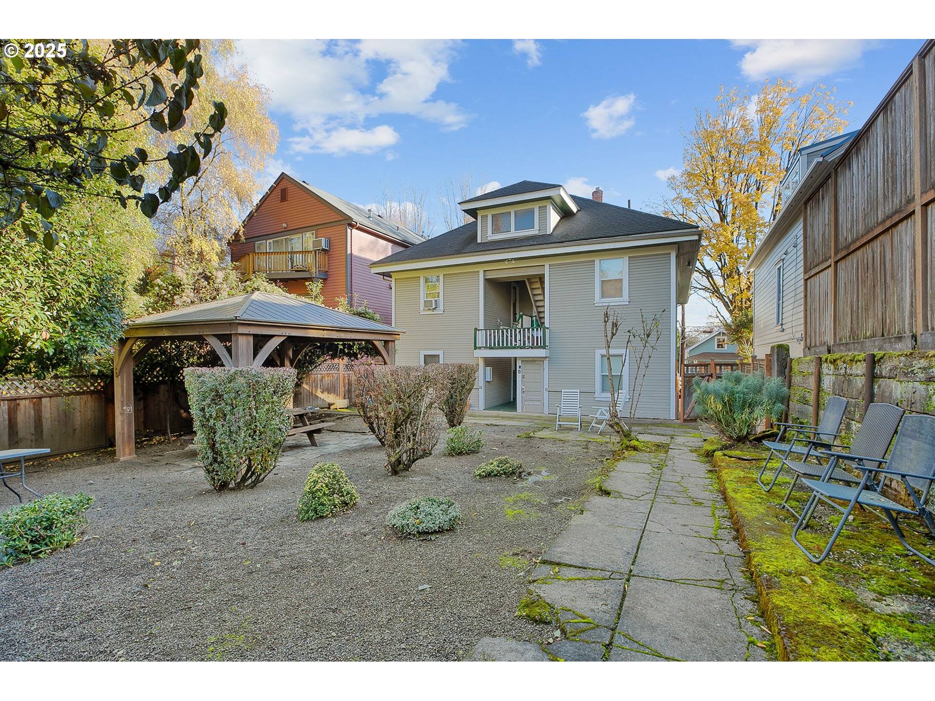 Portland, OR 97201,2717 SW 2ND AVE