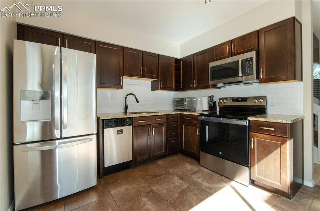 Colorado Springs, CO 80918,2114 Palm DR