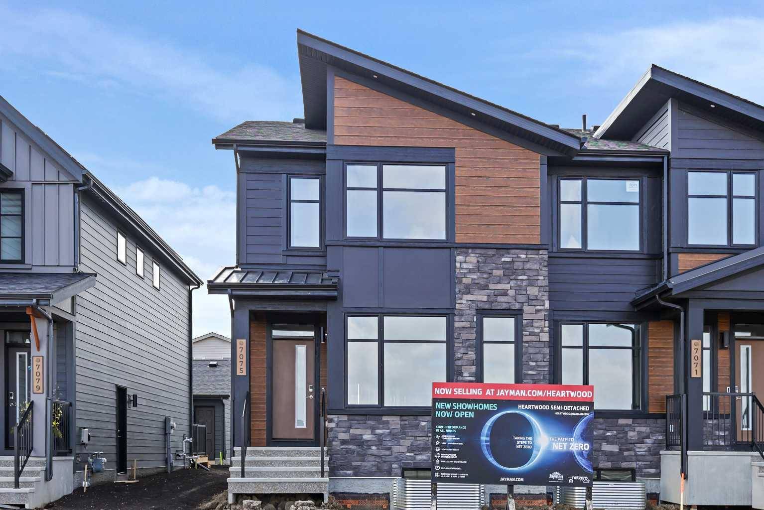 7075 Rangeview AVE Southeast, Calgary, AB T3S 0R1