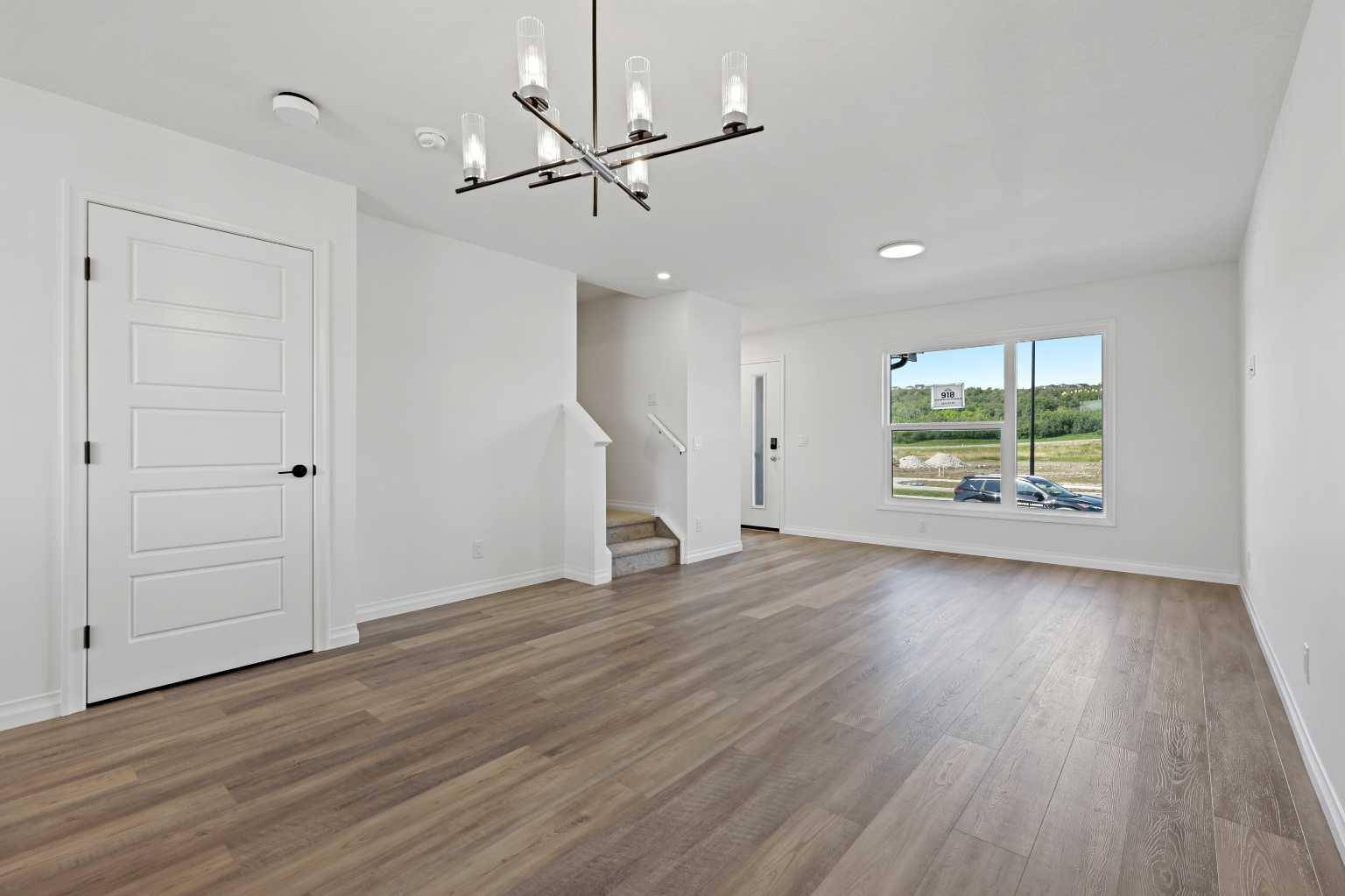 Calgary, AB T2X 5R7,918 Wolf Willow BLVD Southeast