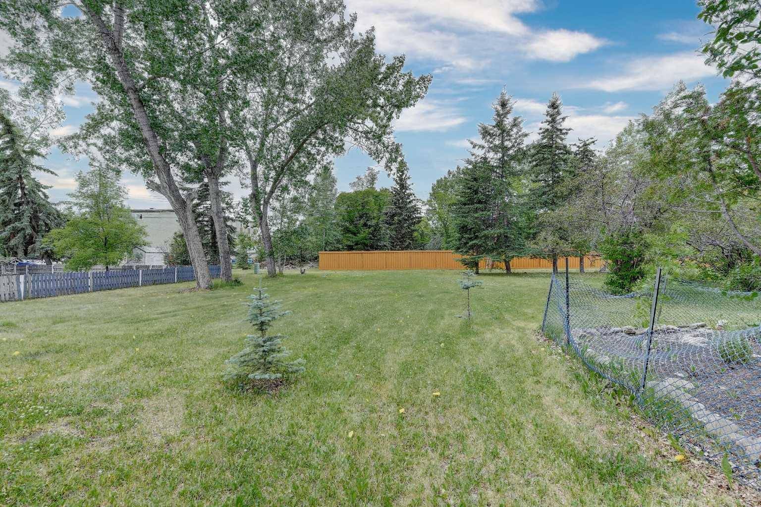 Beaverlodge, AB T0H 0C0,705 6 AVE
