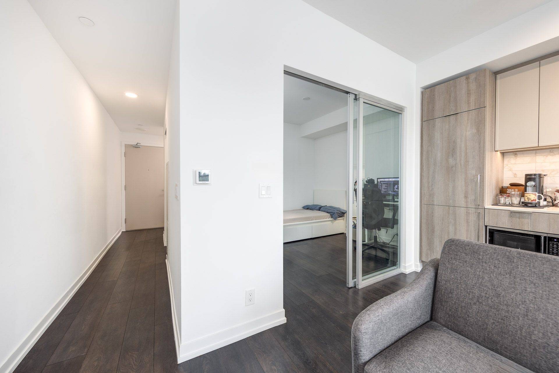 Toronto C03, ON M5P 0A6,2020 Bathurst ST #617